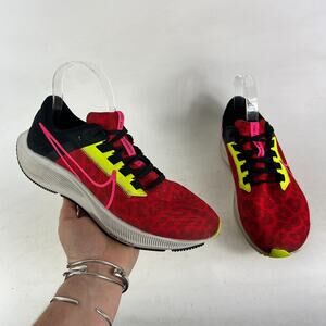 Nike Air Zoom Pegasus 38 Women's 8.5 Red Lace Up Low Top Athletic Running Shoes